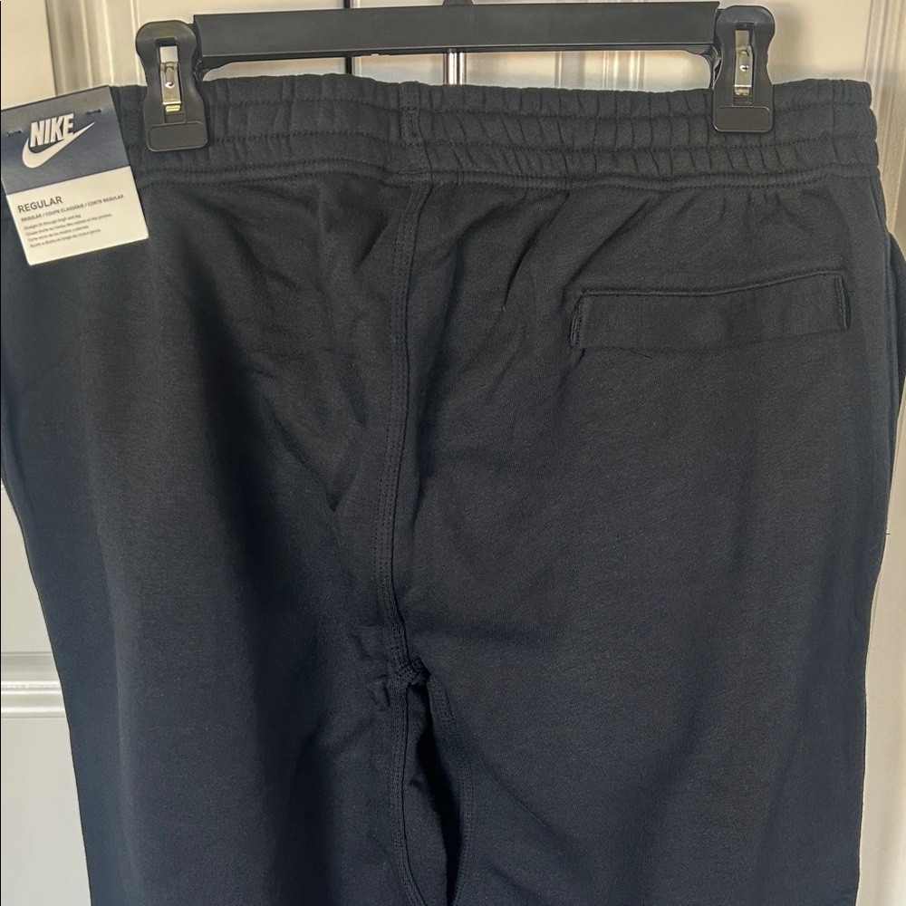 Nike Men’s Black Joggers with White Logo - Picture 4 of 7